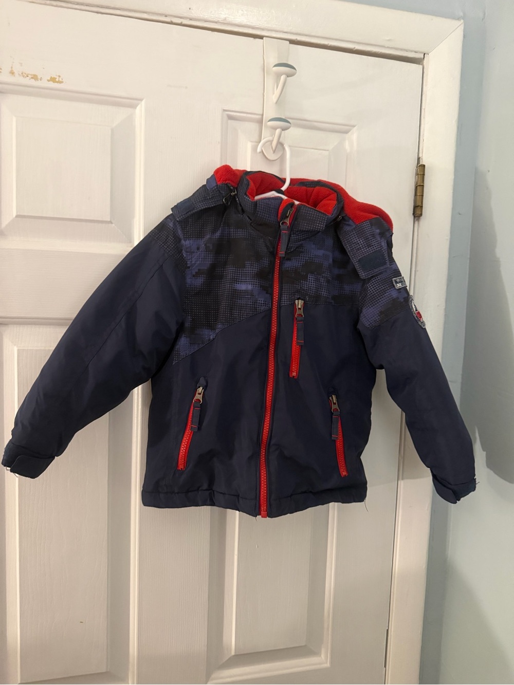 32 Degrees Boys 4T Winter Ski Jacket Hooded Fleece Lined Navy